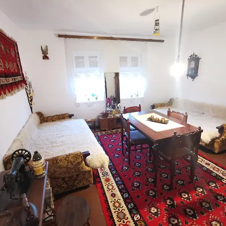 Kruna بيت للعطل بايرت